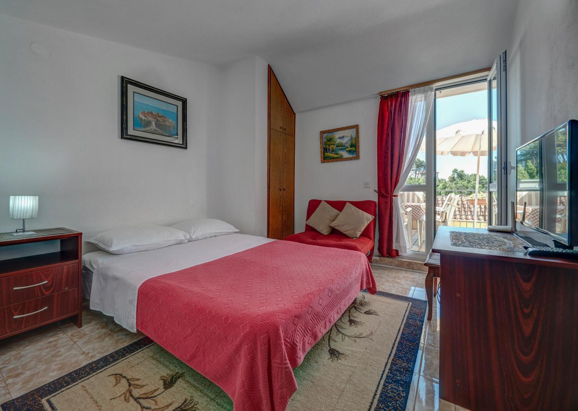 Apartments Marina 斯韦蒂·斯特凡 外观 照片